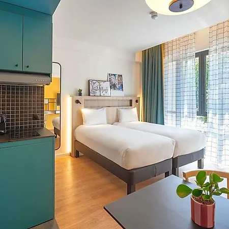 Adagio Access Centre Cathedrale Hotel