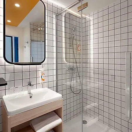 Hotel Adagio Access Centre Cathedrale 3*